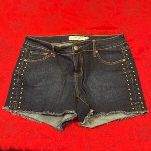 Torrid Blue Denim Studded Jean Shorts Womens  Size 12
